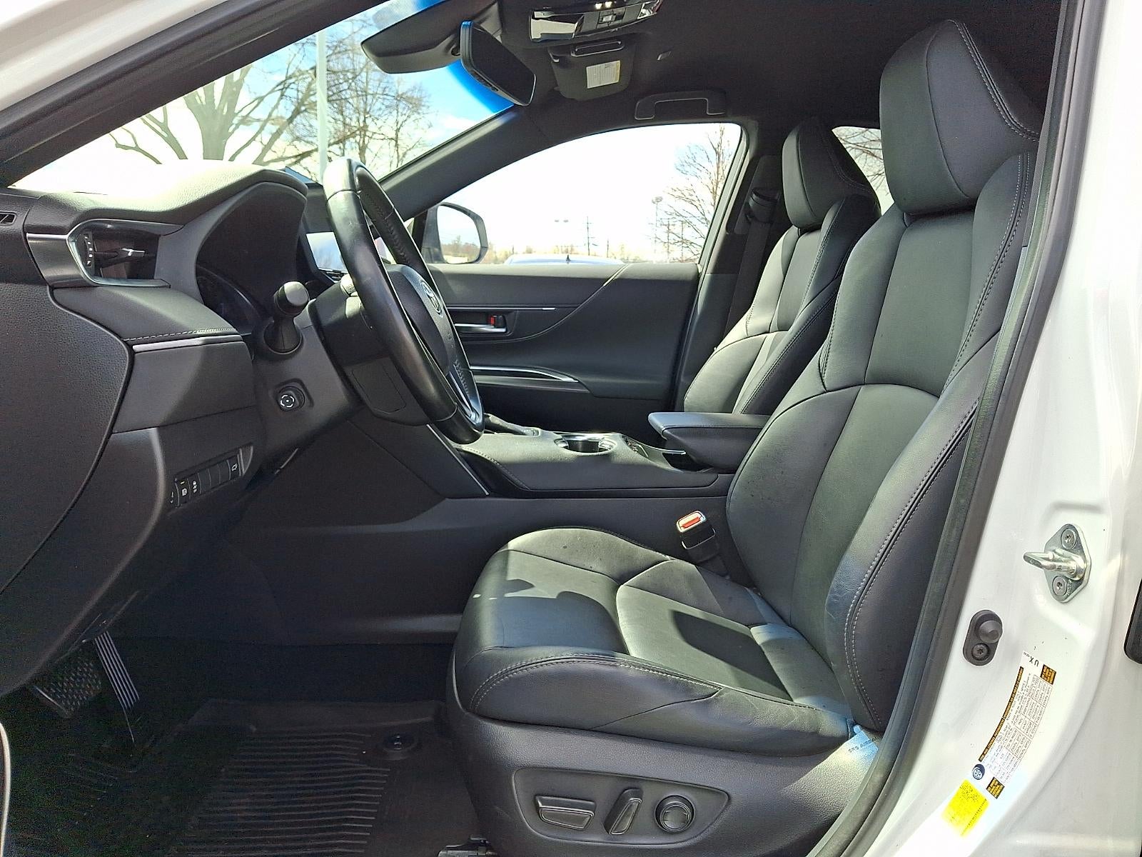 2023 Toyota Venza LE