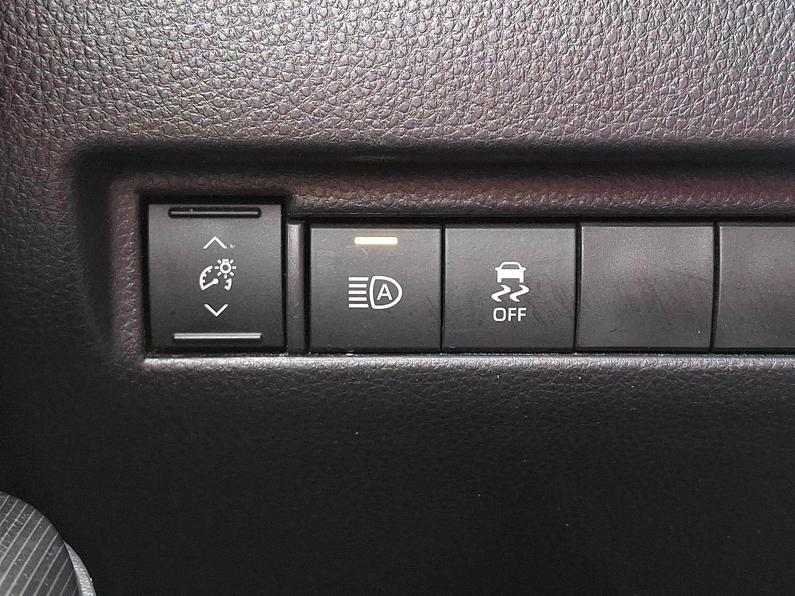 2023 Toyota Venza LE