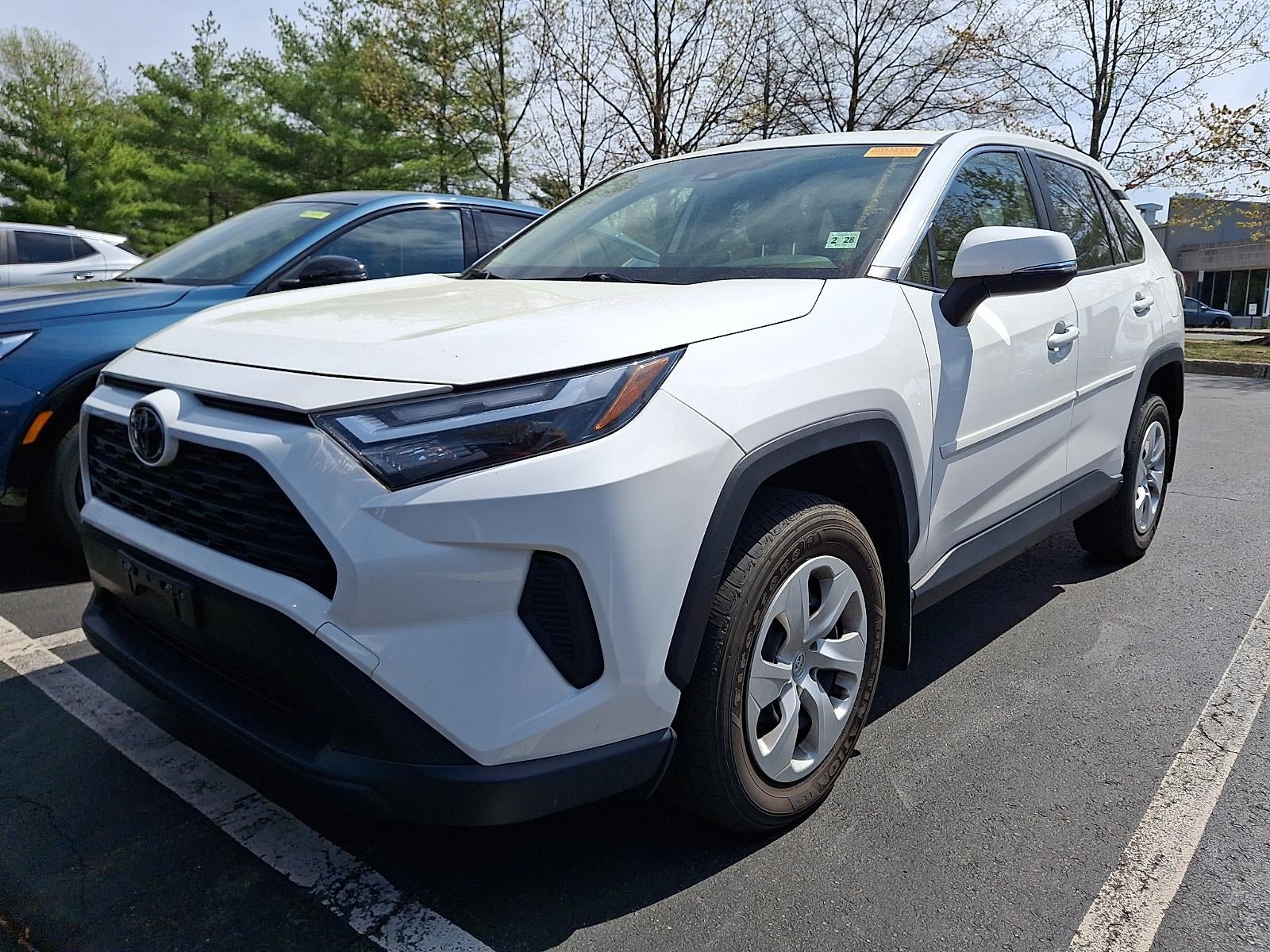 2023 Toyota RAV4 LE
