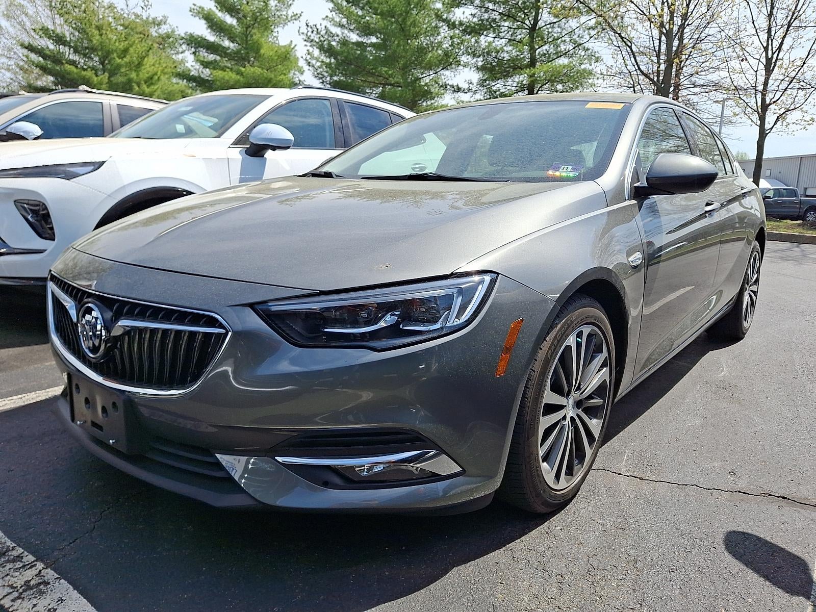 2019 Buick Regal Sportback Essence