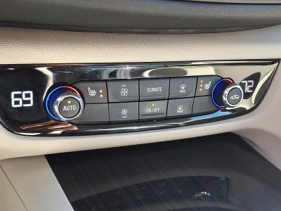 2019 Buick Regal Sportback Essence
