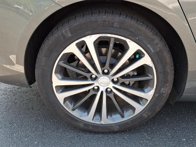2019 Buick Regal Sportback Essence