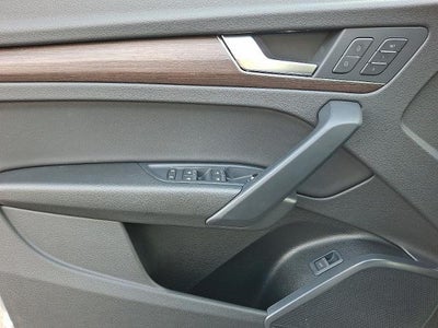 2023 Audi Q5 S line Premium