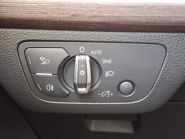 2023 Audi Q5 S line Premium