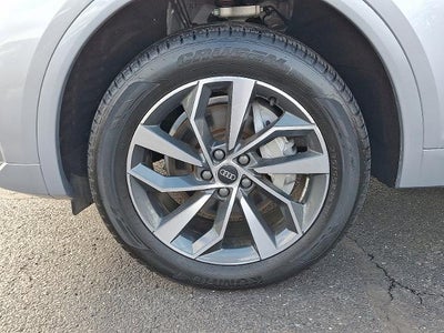 2023 Audi Q5 S line Premium
